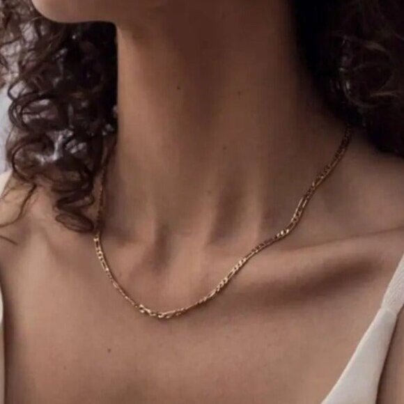 Figaro Cuban link Gold Chain Waterproof Classic Necklace Layering Gold Chain - Picture 4 of 11